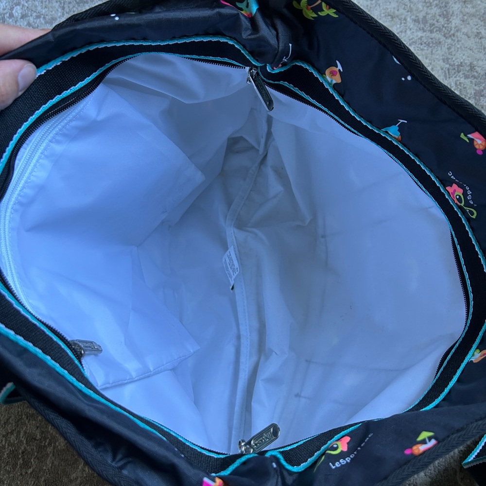 LeSportsac Happy Hour Travel Tote Bag - Picture 4 of 8